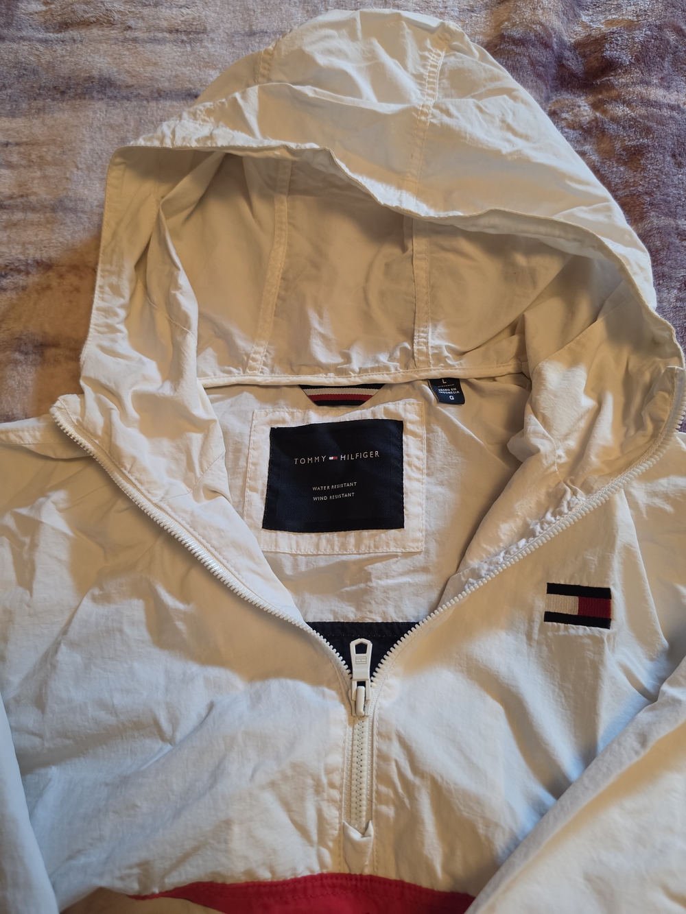 Tommy Hilfiger Men’s White Hooded Windbreaker Jacket